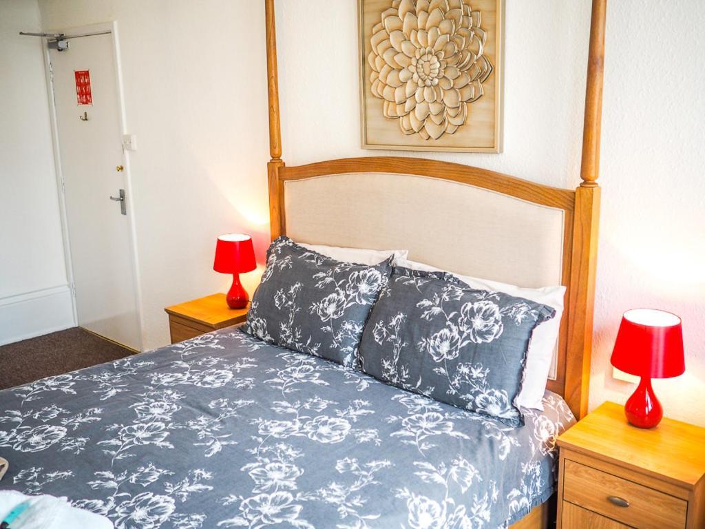 Guest house Carlton House Scarborough
